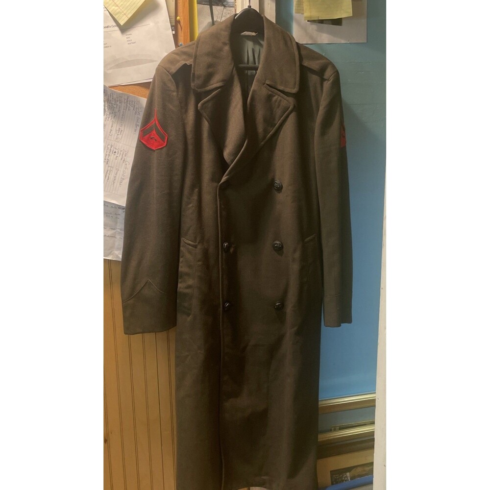 USMC US Marine Corps Overcoat Green Wool Corporal 1960s Vietnam Era 36-L